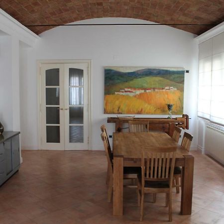 Cal Taixes Apartment เรวส์ ภายนอก รูปภาพ