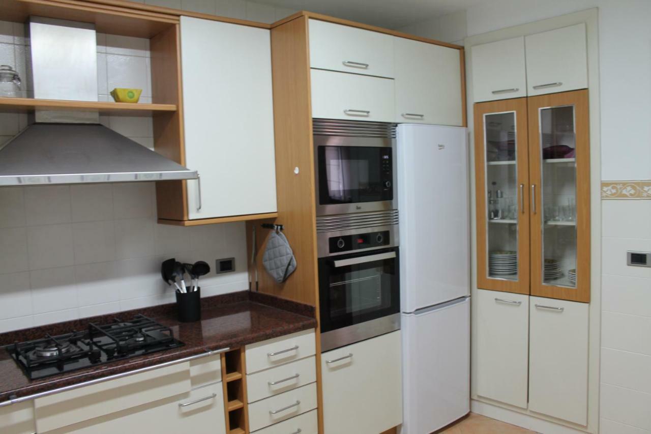 Cal Taixes Apartment เรวส์ ภายนอก รูปภาพ