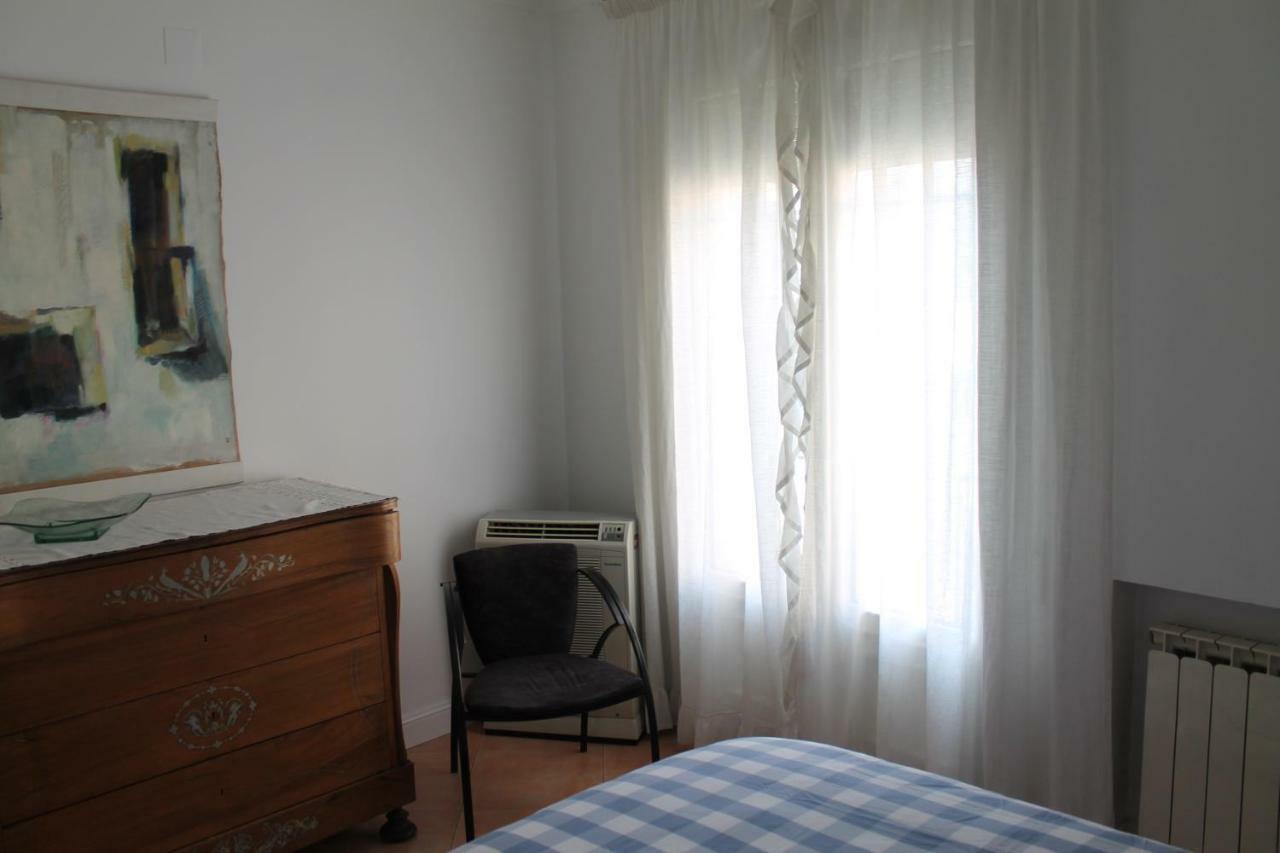 Cal Taixes Apartment เรวส์ ภายนอก รูปภาพ