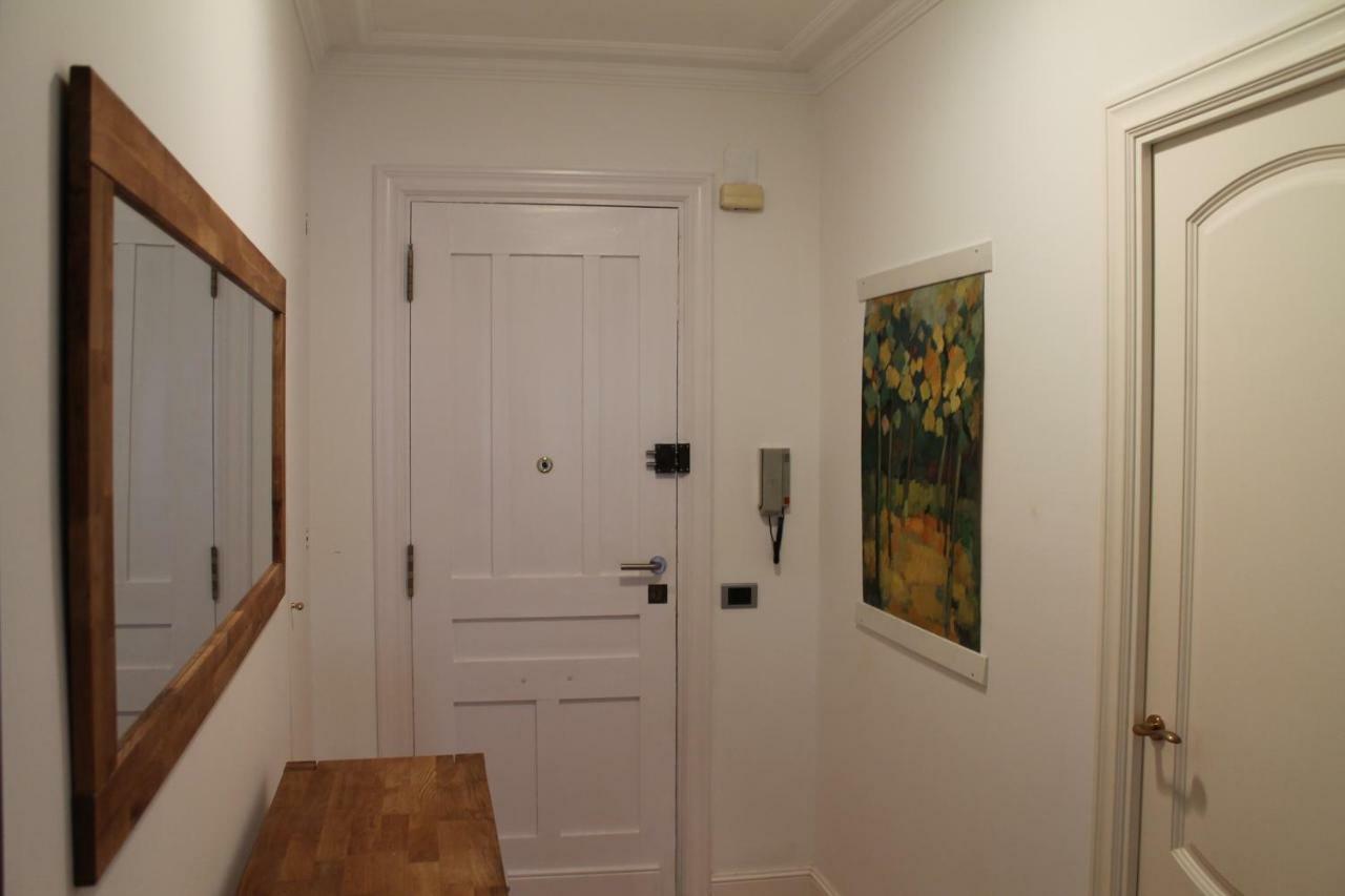 Cal Taixes Apartment เรวส์ ภายนอก รูปภาพ
